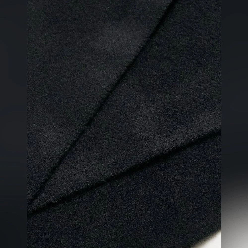 Moschino merino wool scarf in black Italy